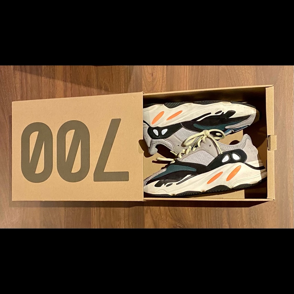 Adidas Yeezy Boost 700 Wave Runner Solid Grey